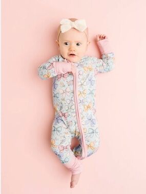 LITTLE ONE SHOP CO Bamboo Convertible Footie in Spring Bows - 12-18M